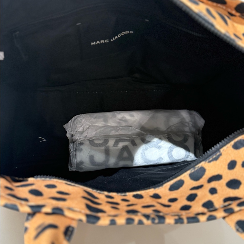 NWT Marc Jacobs large cheetah print canvas tote (LAST ONE!) - Picture 8 of 8